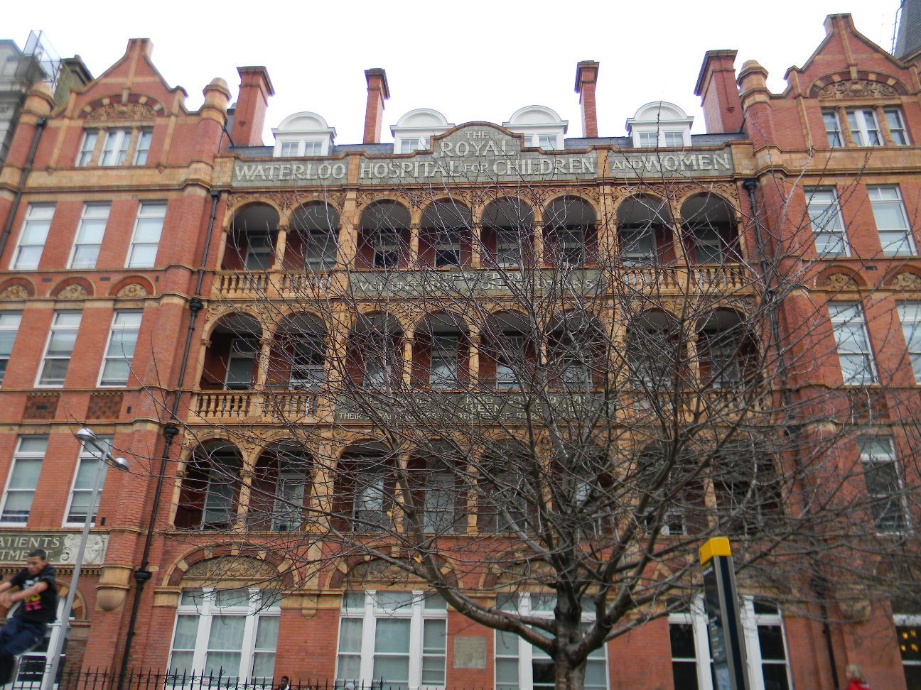 The Royal Waterloo Hospital for Children and Women (by Estefania Etcheves), London - 02.JPG